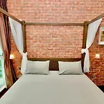 Paragon Serviced Suites